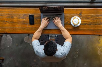 Jak używać Smartli AI do pisania opisów produktów, które się sprzedają?