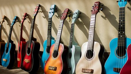 Gitara a ukulele – jaka jest różnica?
